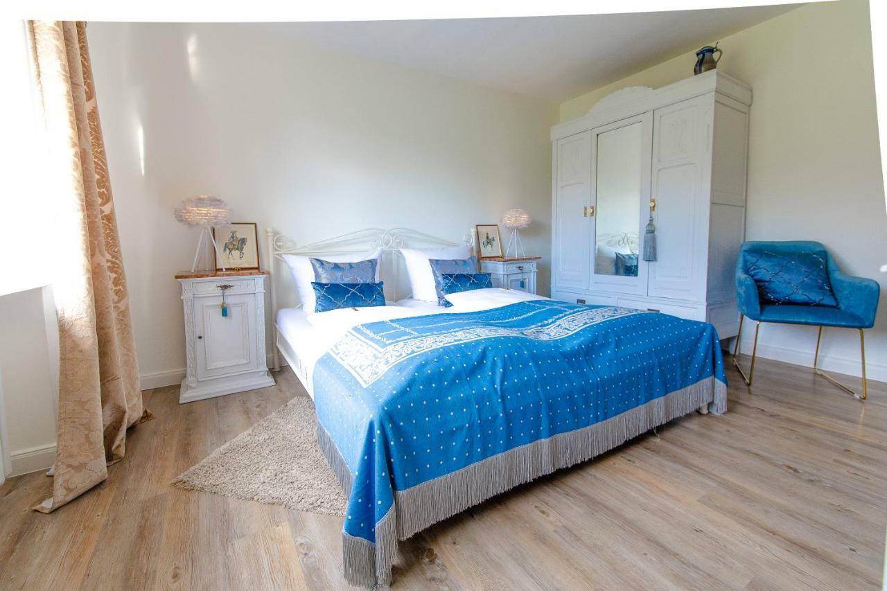 Das Kleine Hotel Iphofen, Fruehstueckszauber, No Waste, Nachhaltig, Nahe Aller Weingueter, Knauf Gips Kg Und Connekt, Kleines Secret Mit Garten & Terrassen, Tv Mirrorring, 55" Tv, Fine Dining, Hunde Willkommen Exterior foto